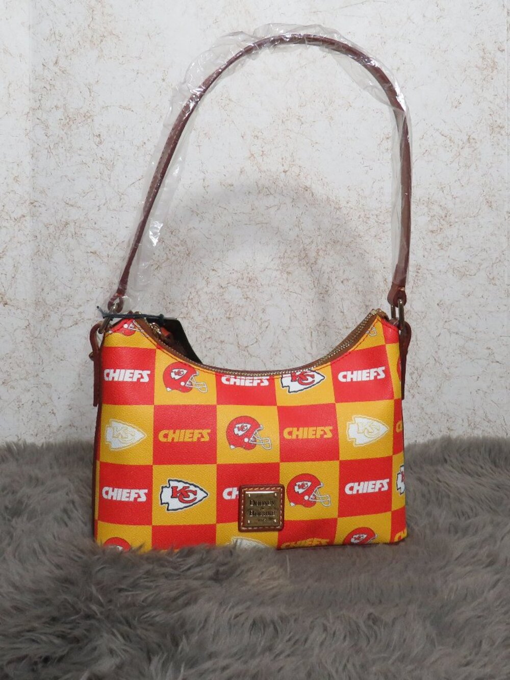 Dooney & Bourke NFL Kansas City Chiefs Baguette (Red)